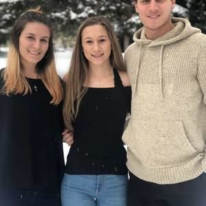 Meet your Posher, Kara